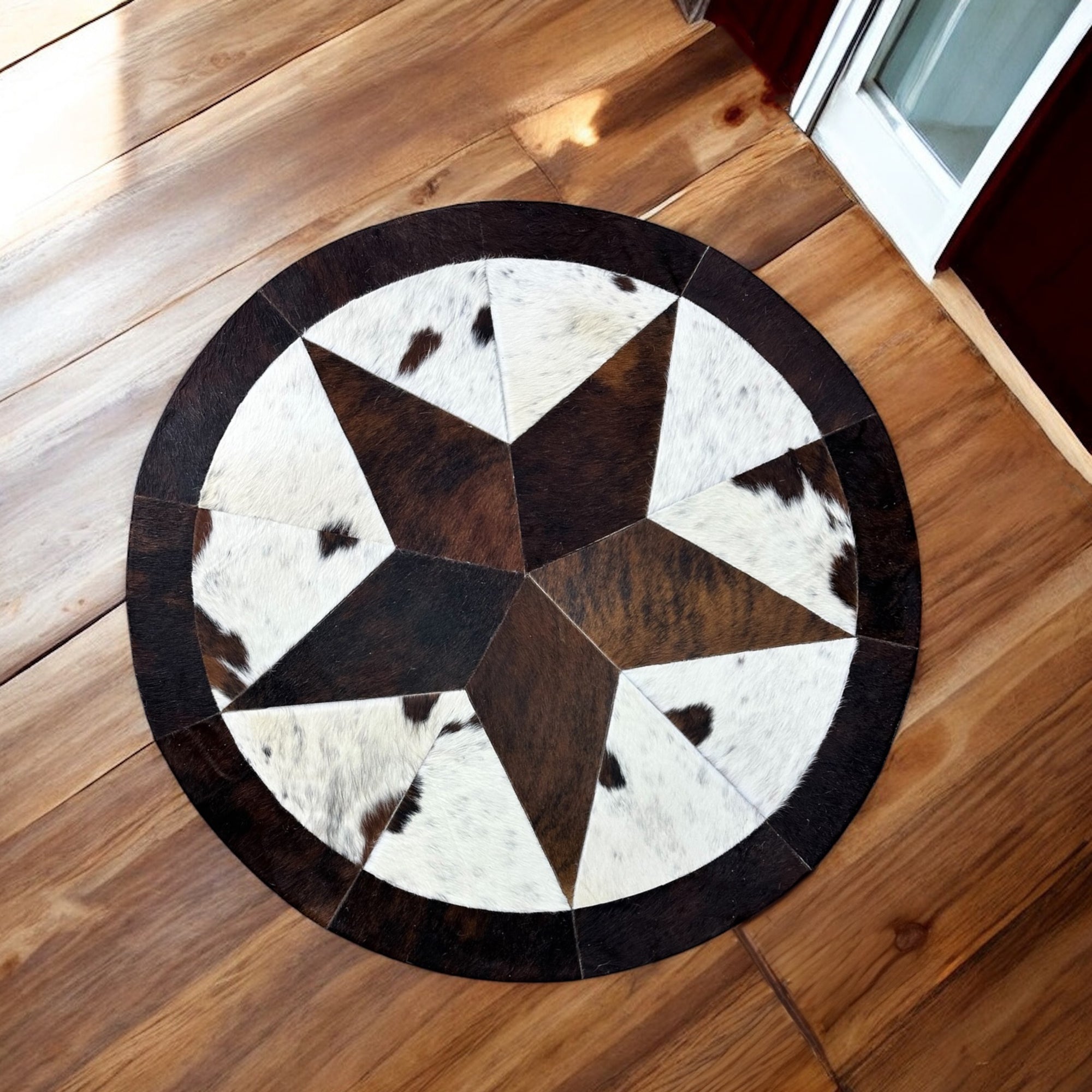 Round Star Cowhide Rug – Western Farmhouse Decor For Entryway