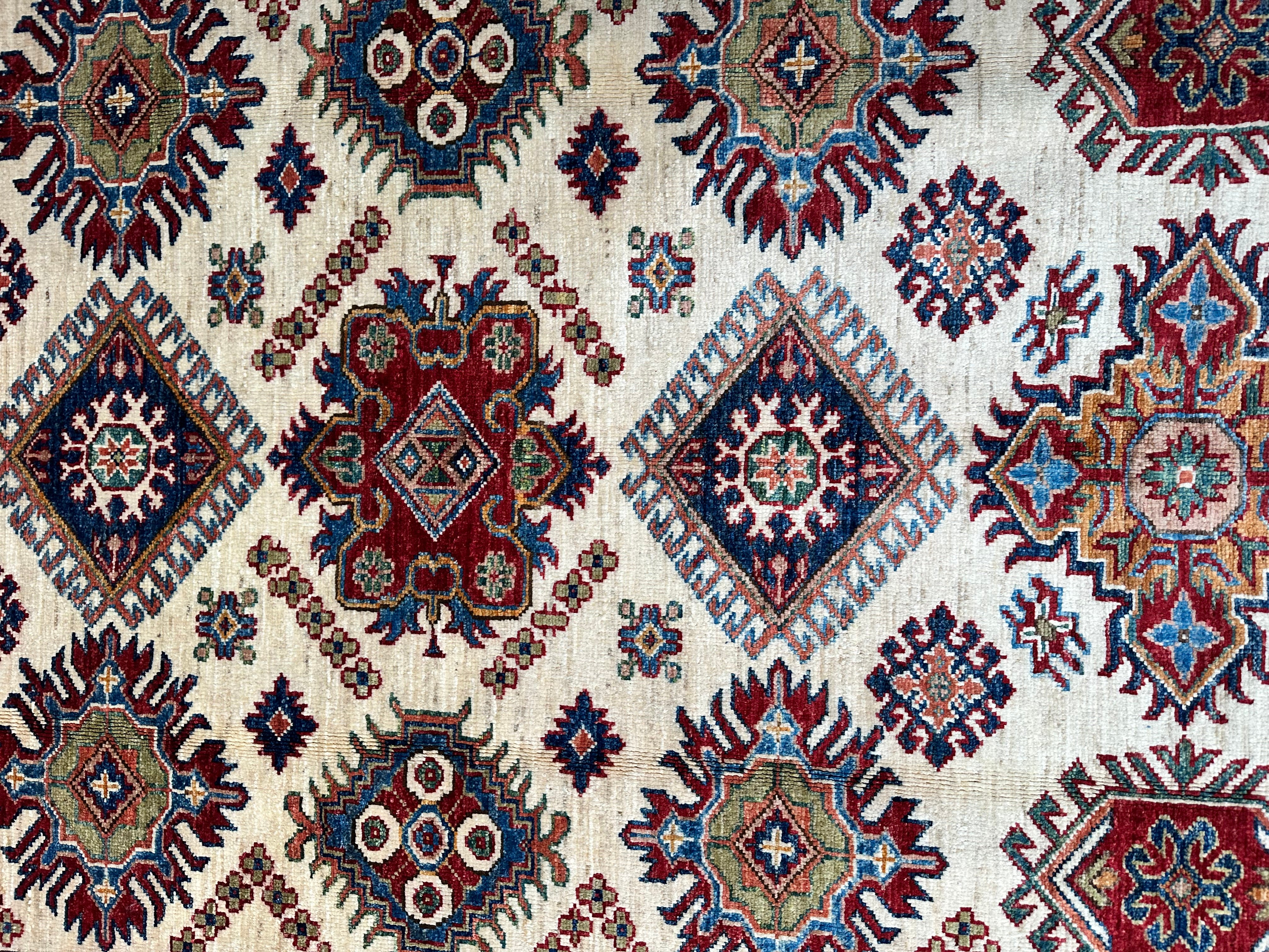 Afghan Style Rug – Hand-Knotted Wool Carpet 199x150cm (6.5x5ft)