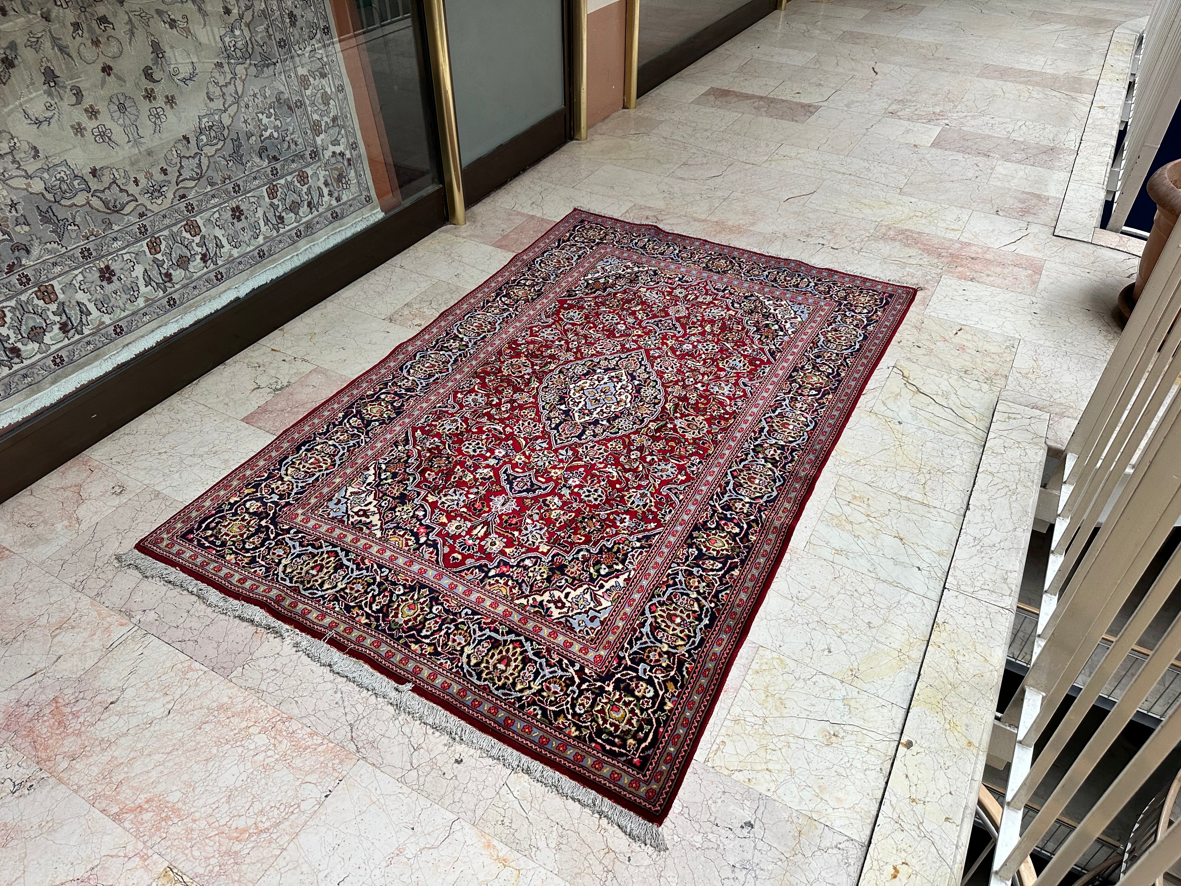 Handmade Red Wool Medallion Rug Carpet 205x132cm (6.7x4.3ft) on Cotton Foundation, Traditional Red Medallion One of a Kind