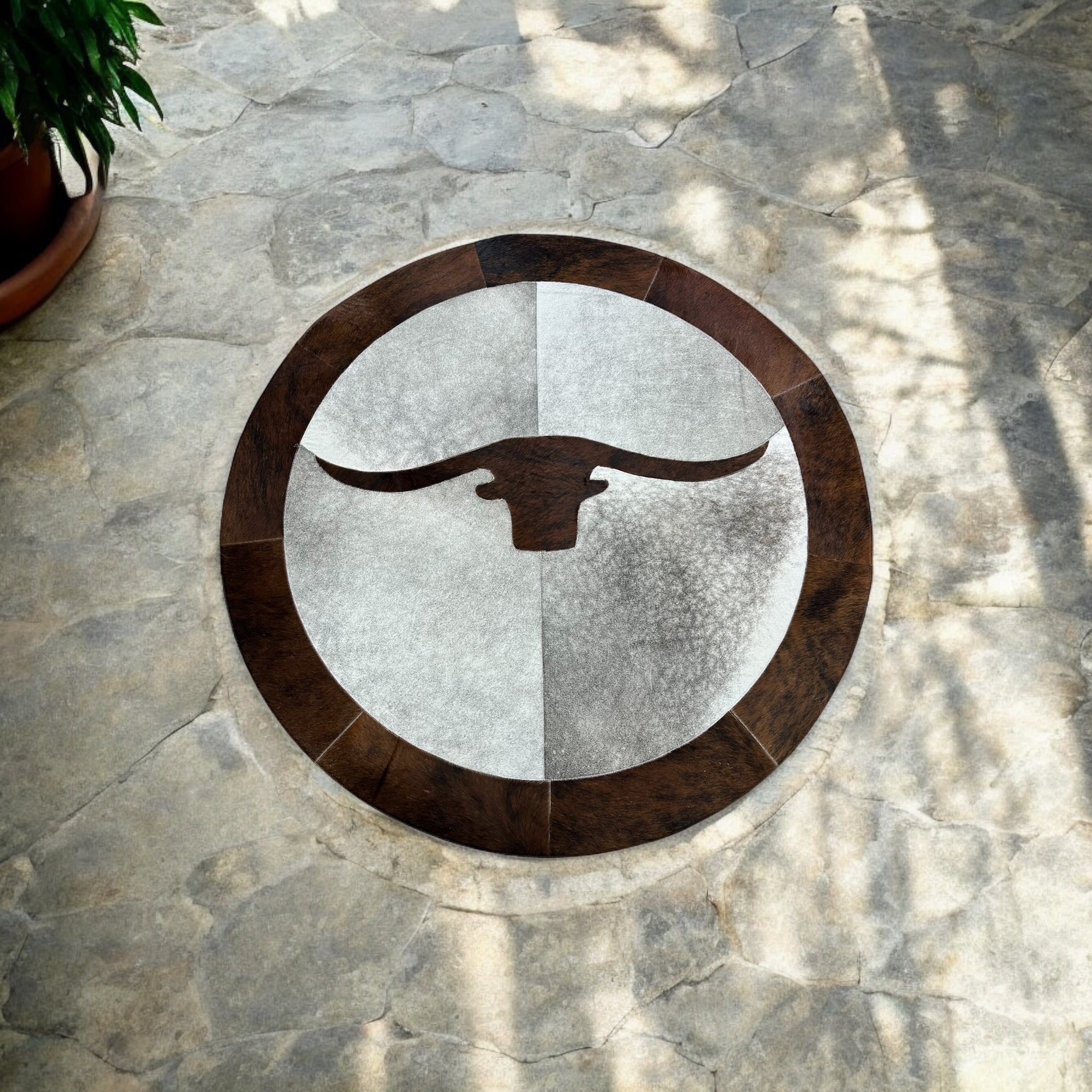 Round Longhorn Cowhide Rug – Brown White Patchwork Round Carpet