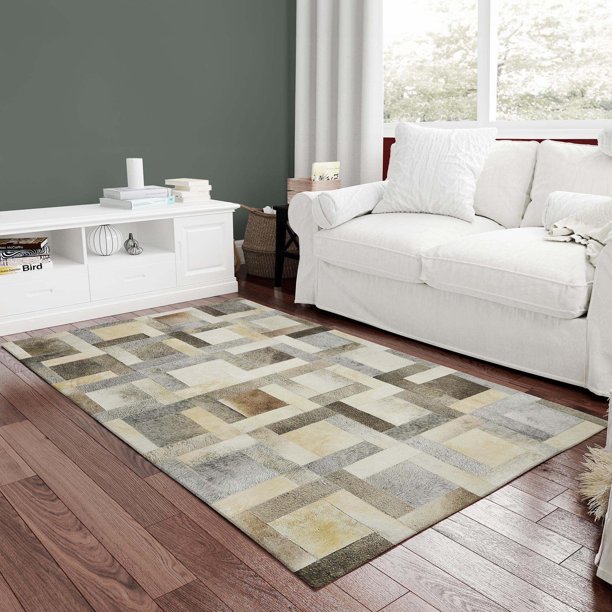 Beige & Grey Cowhide Geometric Pattern Rug