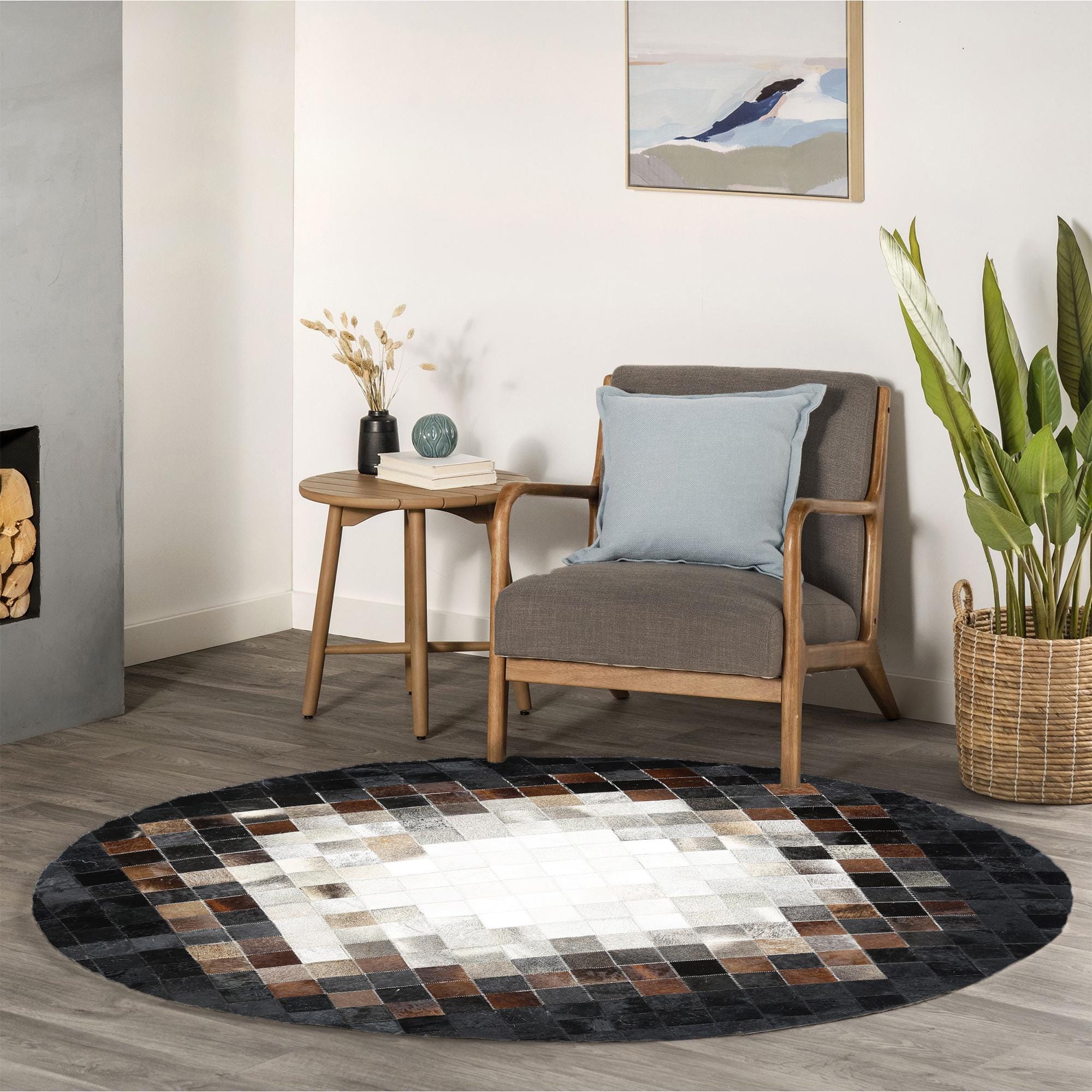 Round Black Brown and White Cowhide Rug, Handmade Patchwork Leather Carpet