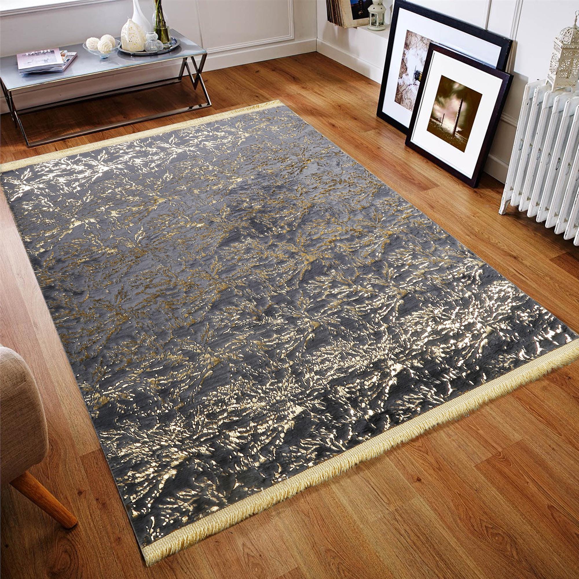 Modern Gray Plush Area Rug with Soft Texture