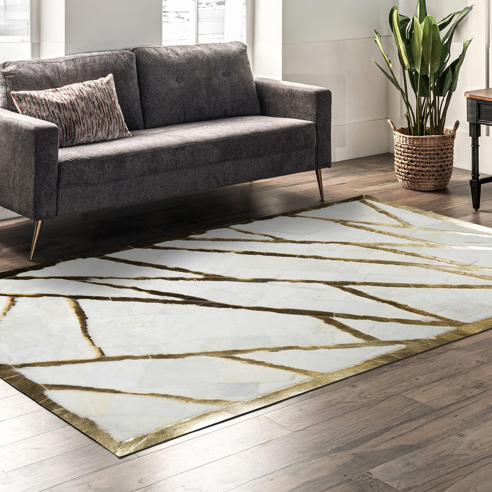 White & Gold Plush Shaggy Rug