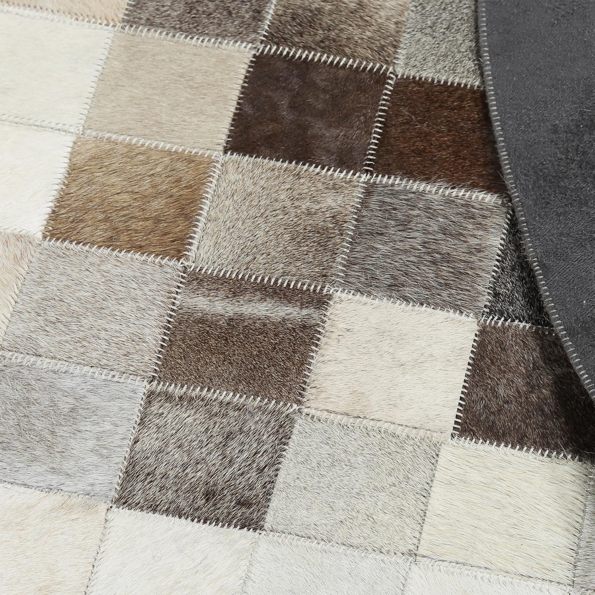 Natural Gray & Beige Calfskin Round Patchwork Rug