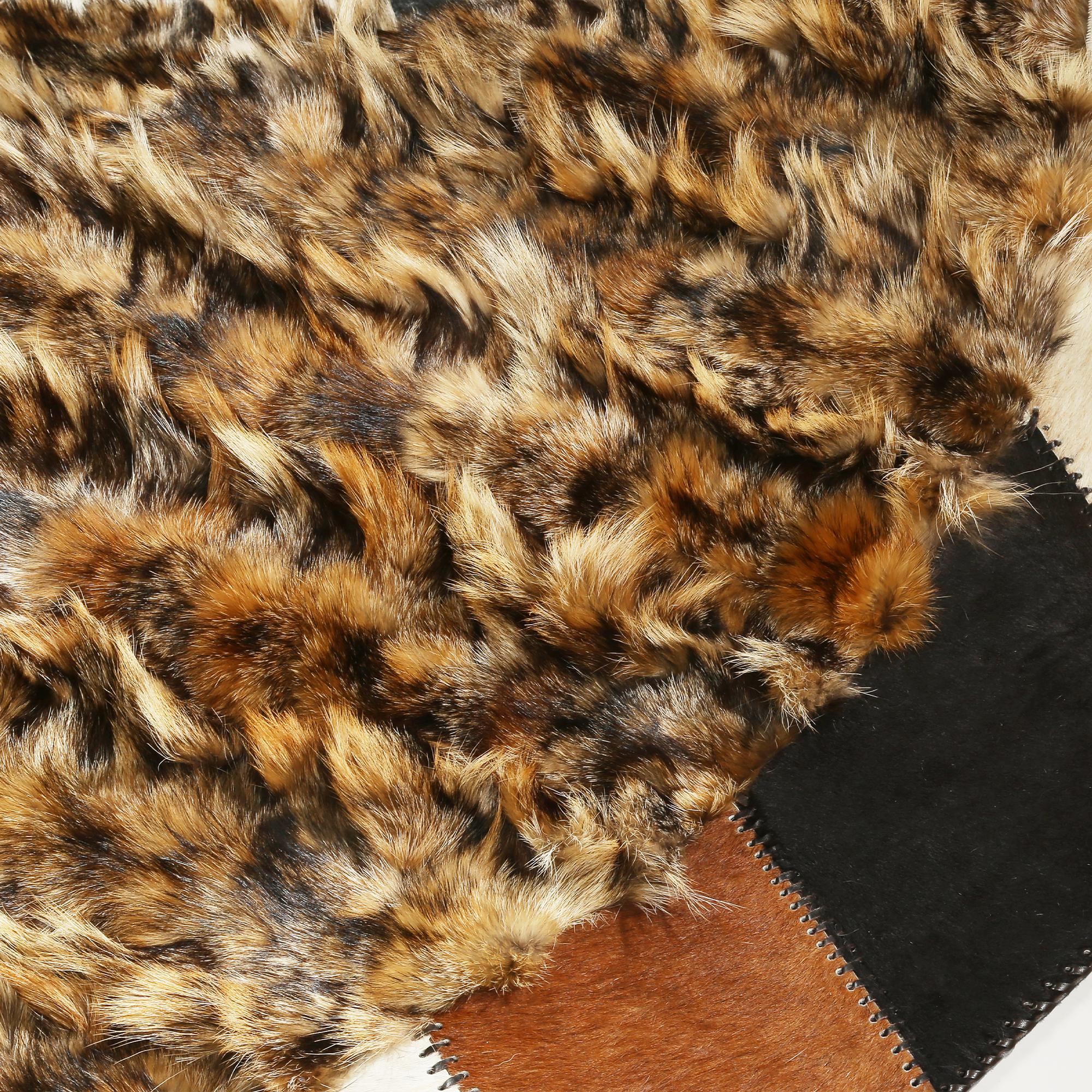 Round Fox Fur and Cowhide Rug, Handmade Natural Fur Circle Carpet, Luxury Mixed Material Rug