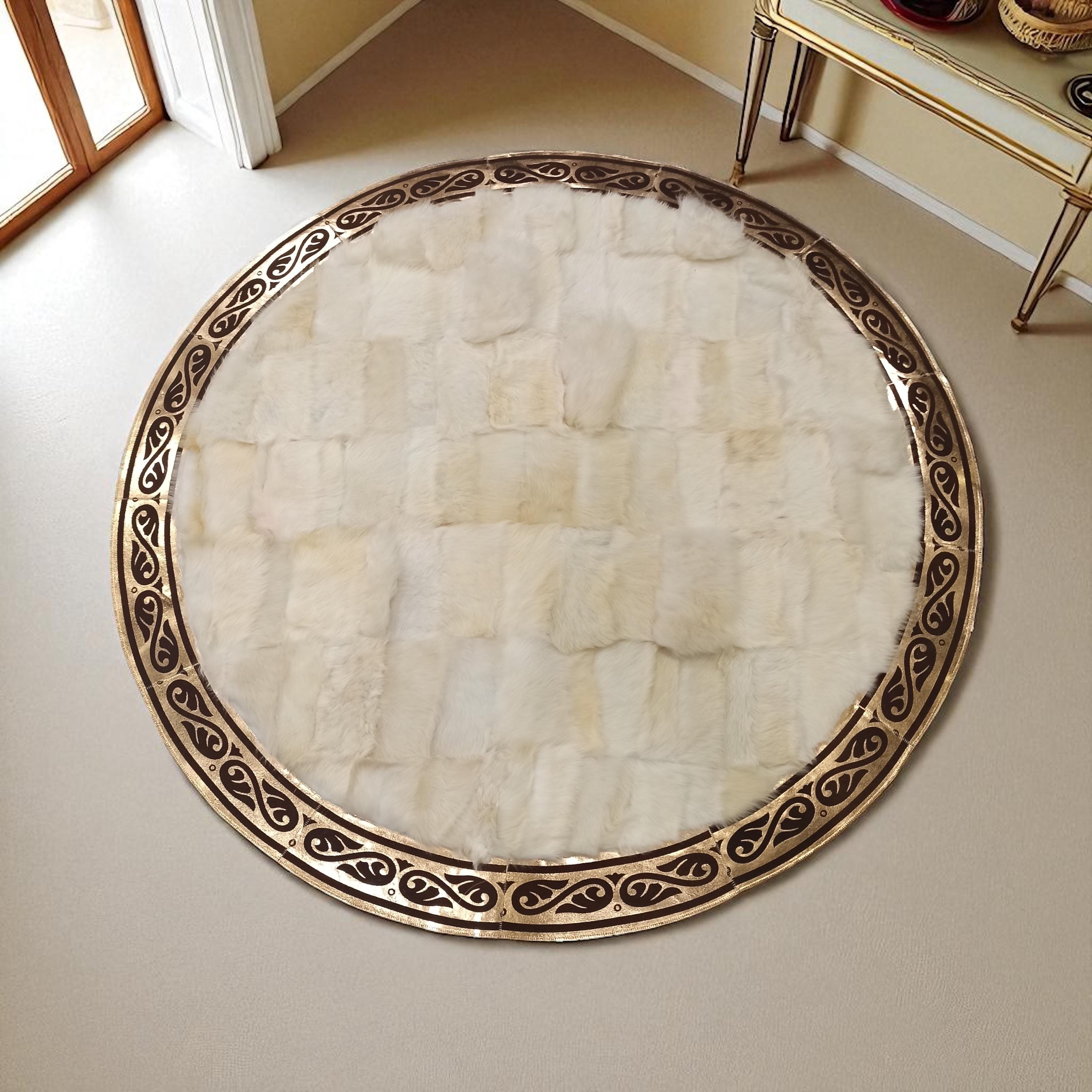 Round Tuscan Sheepskin Rug with Gold Patterned Border, Cream Custom Size Round Fur Carpet, Luxurious Natural Circle Area Rug, Beige Carpet