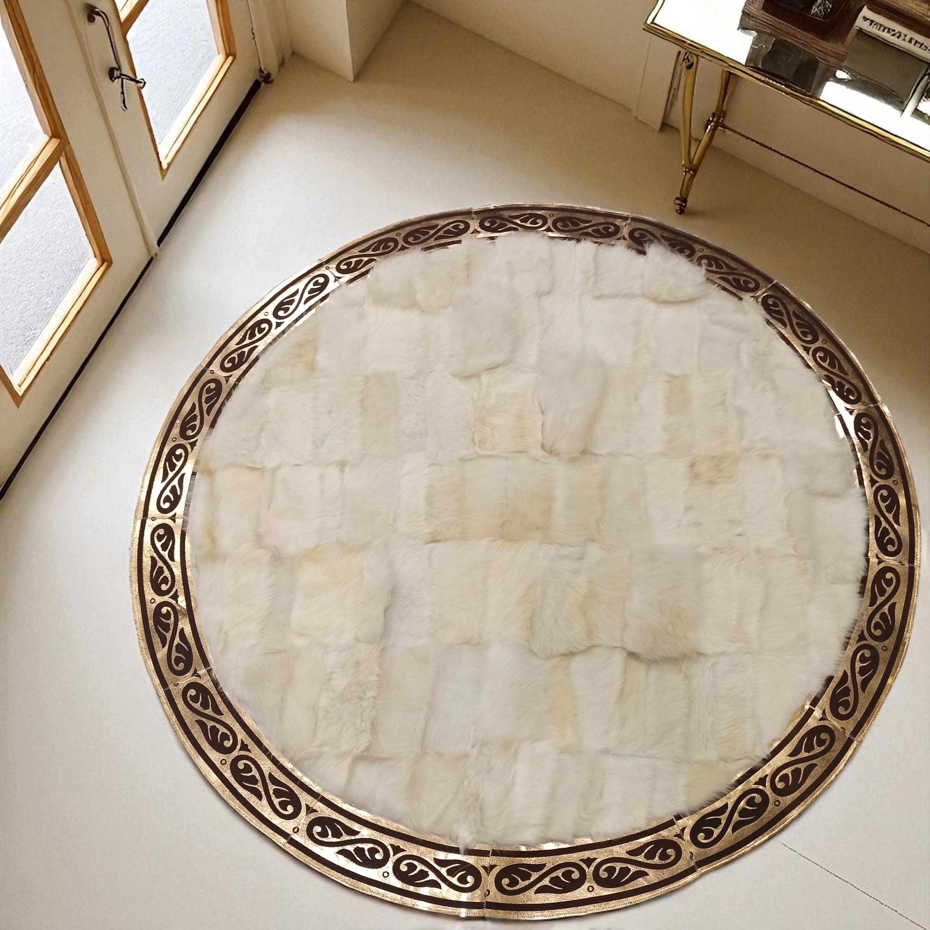 Round Tuscan Sheepskin Rug with Gold Patterned Border, Cream Custom Size Round Fur Carpet, Luxurious Natural Circle Area Rug, Beige Carpet
