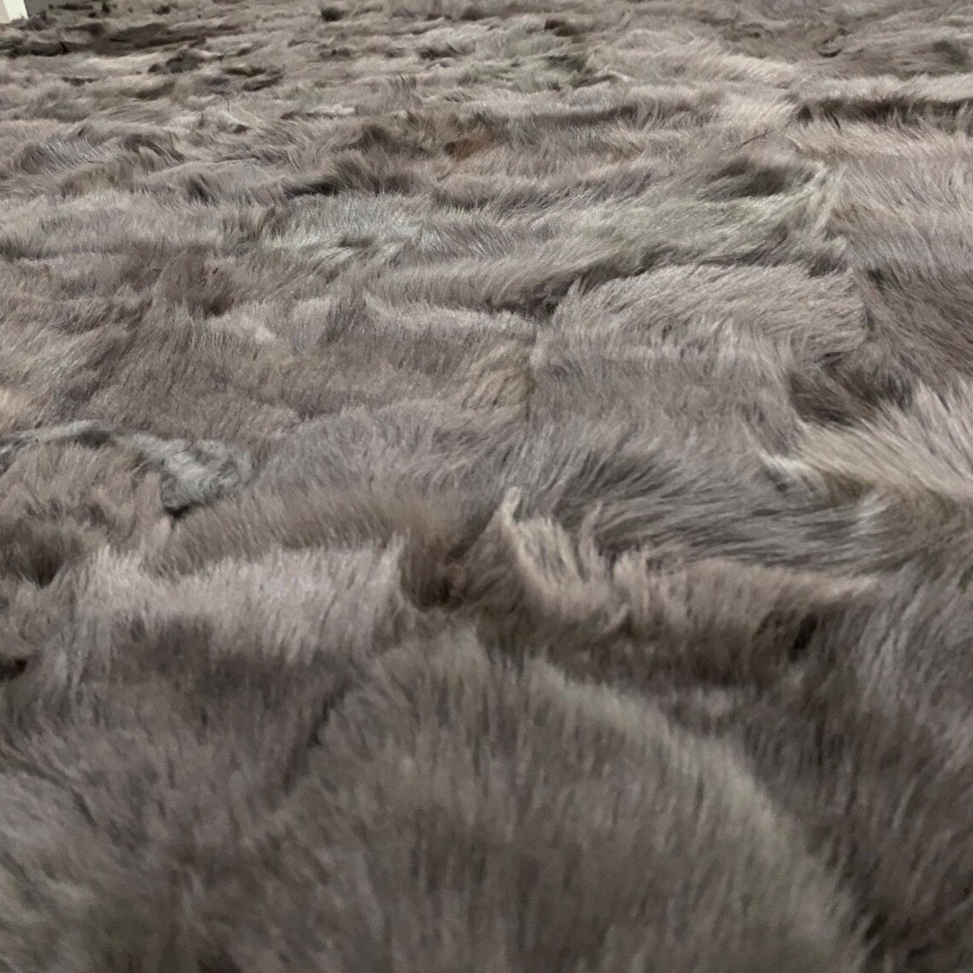 Dark Gray Tuscan Rug, Modern Living Room Carpet