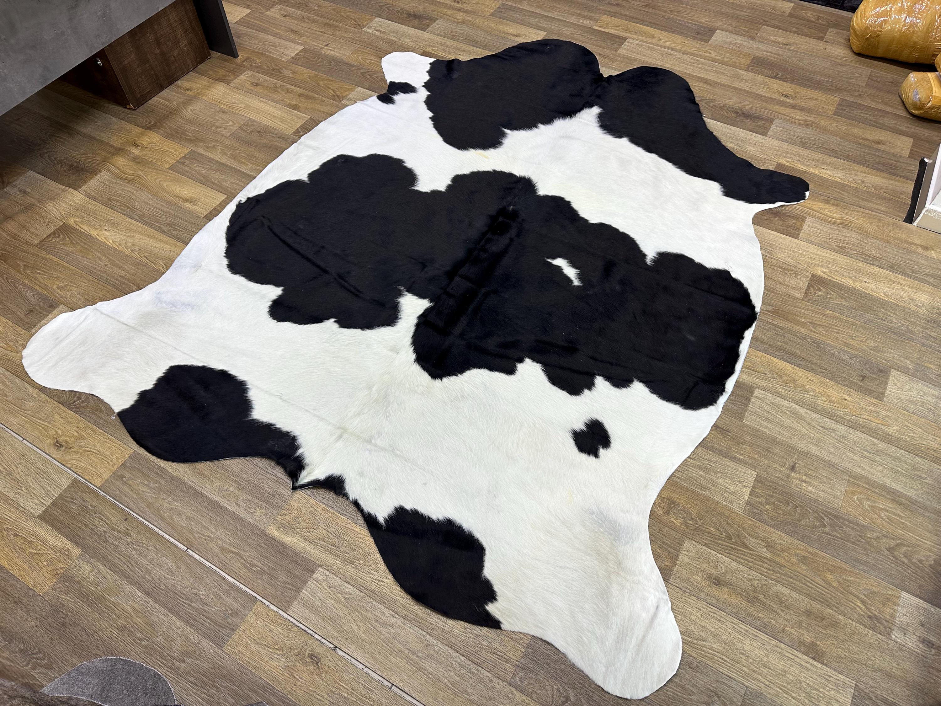 Genuine Black and White Cowhide Rug 6.4x7.5- Real Hair On Cow Hide Rug - Natural Cowhide Area Rug