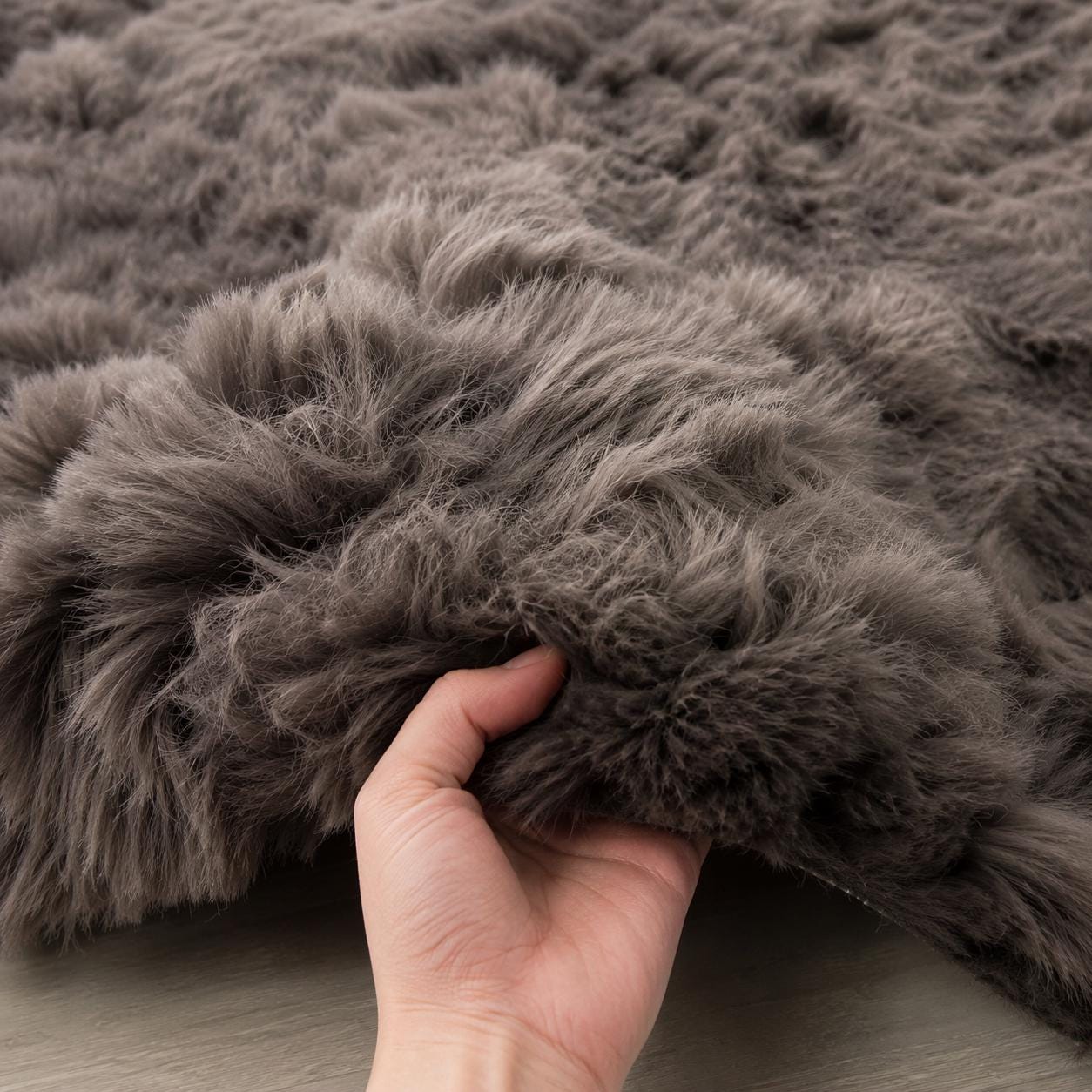 Dark Brown Toscana Fur Rug, Handmade Sheepskin Area Rug, Luxury Soft Plush Rug, Custom Size Rug, Modern Bedroom Living Room Decor