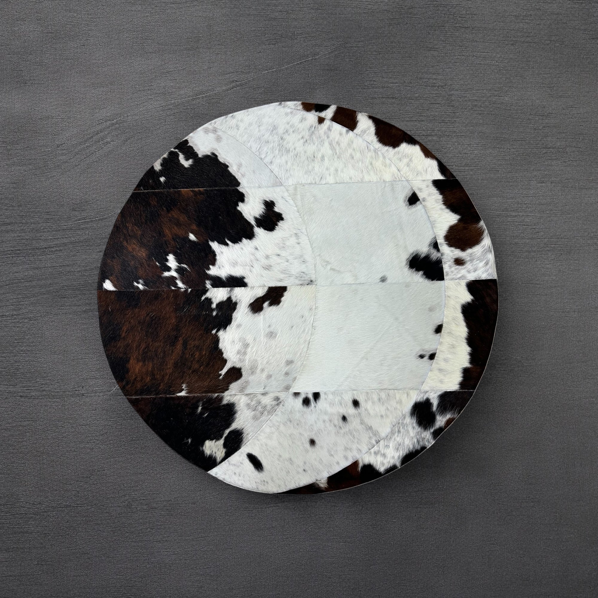 Round Patchwork Cowhide Rug – Handmade Natural Leather Area Carpet, Moon Design