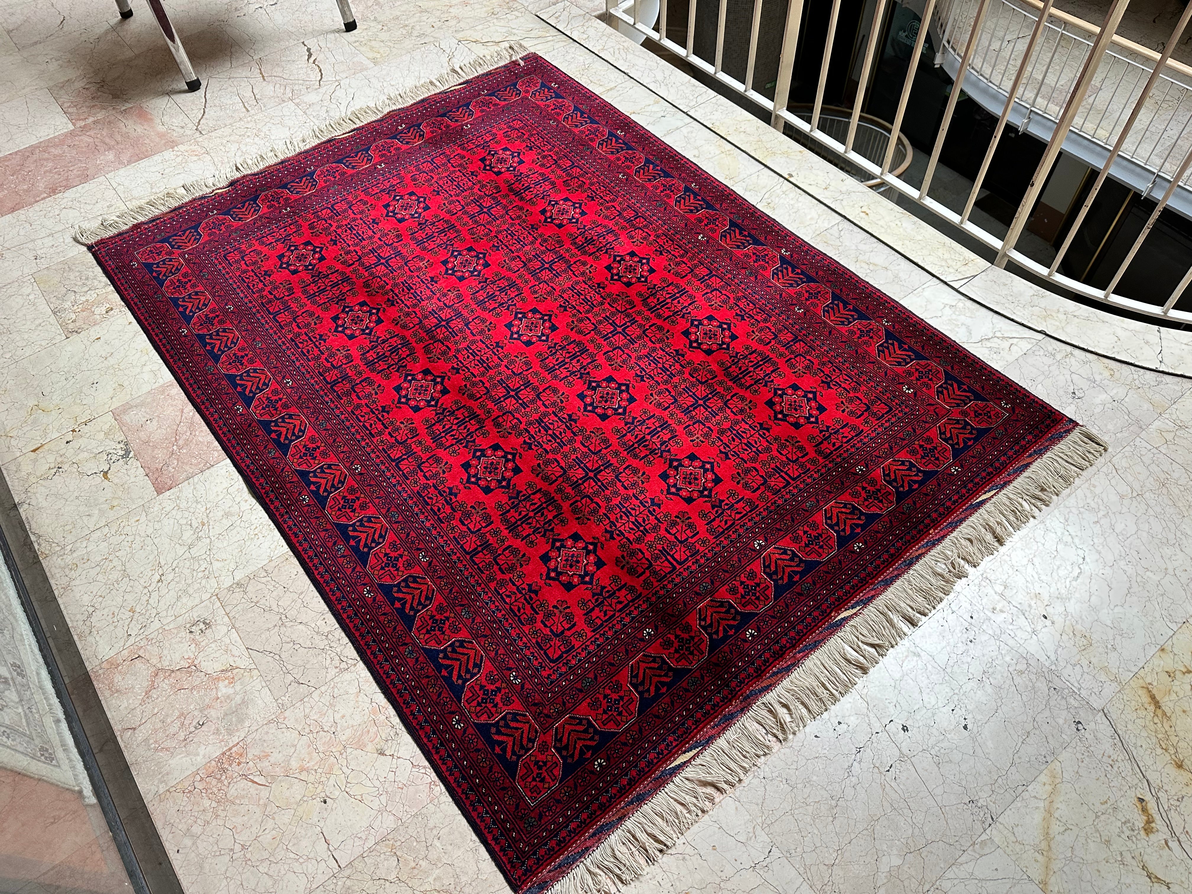 Anatolian Bilecik Rug – Hand-Knotted Wool Carpet 199x150cm (6.5x5ft), Red Star Pattern Oriental One of a Kind