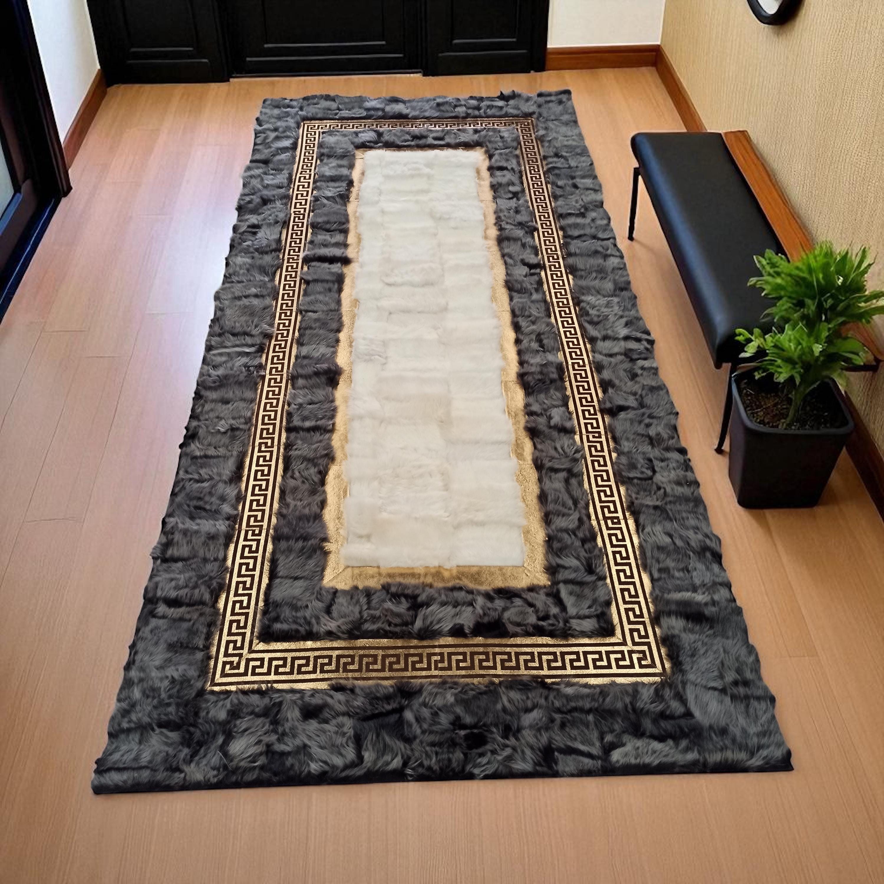 Gray gold Tuscan rug detail