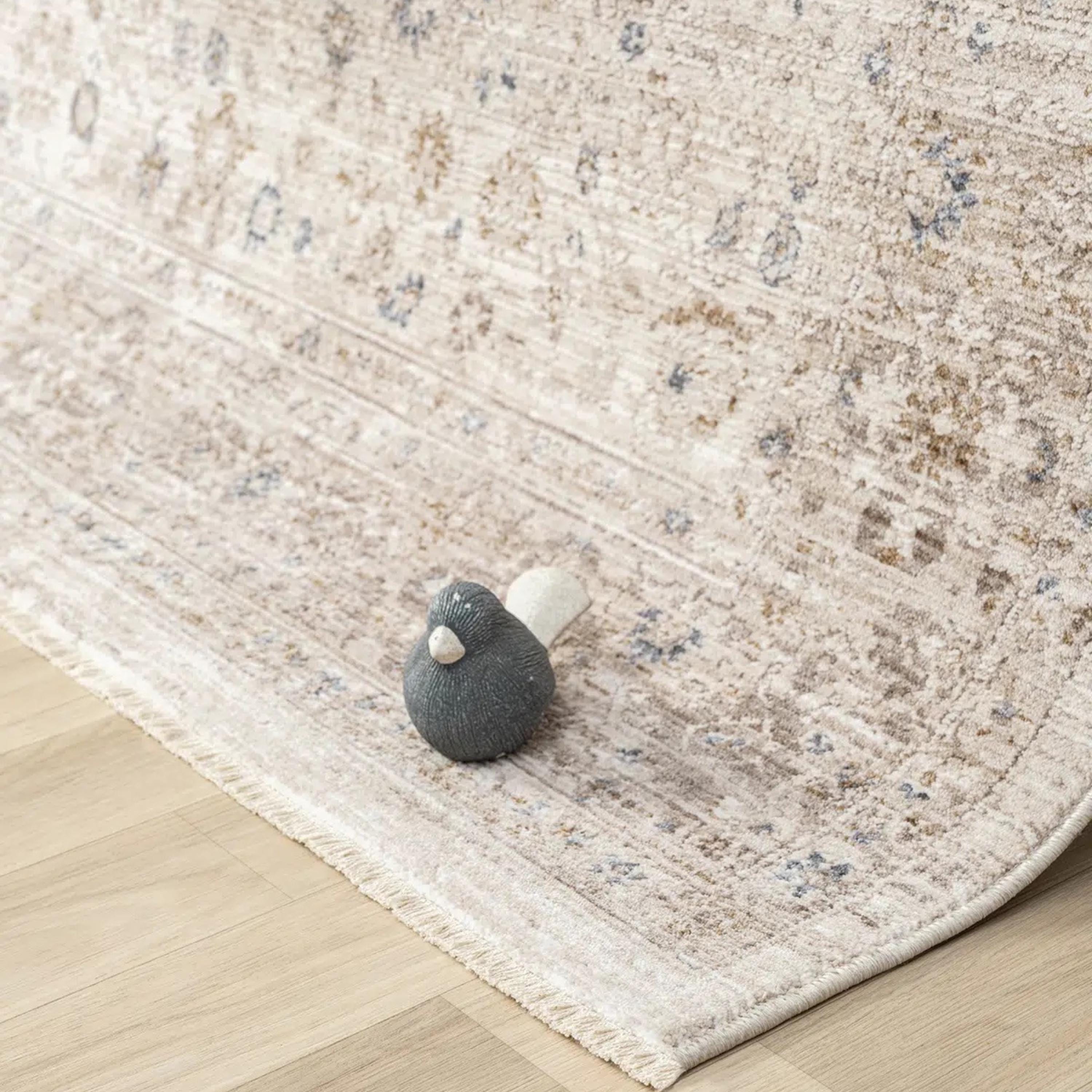 Distressed Traditional Area Rug, Beige Grey Living Room Carpet, Soft Neutral Tones